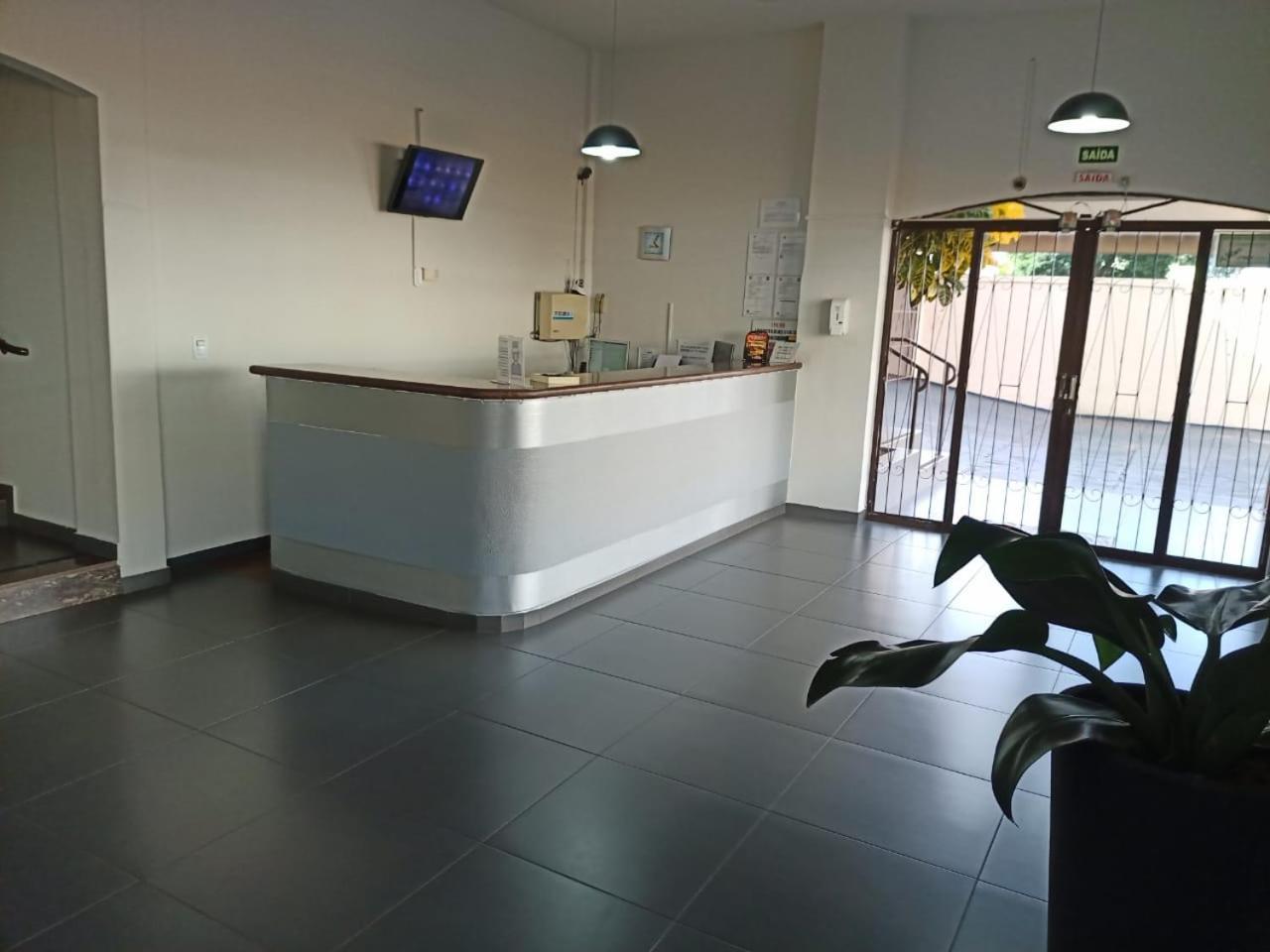 Hotel Cacula Londrina Esterno foto